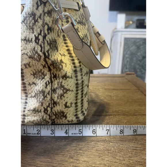 Michael Kors Blakely Medium Bucket Bag Python-Embossed Leather Natural Cream - Picture 7 of 13